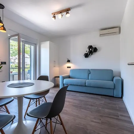 Apartment Maslina Krvavica