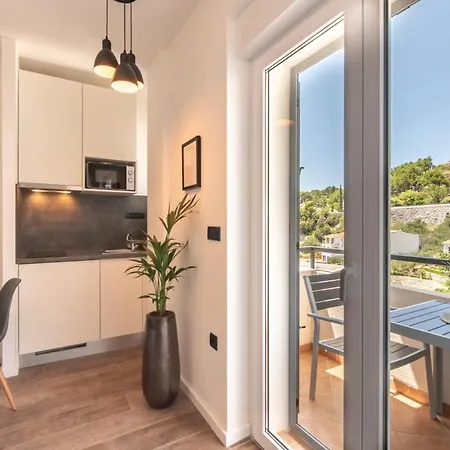 Apartment Maslina Krvavica