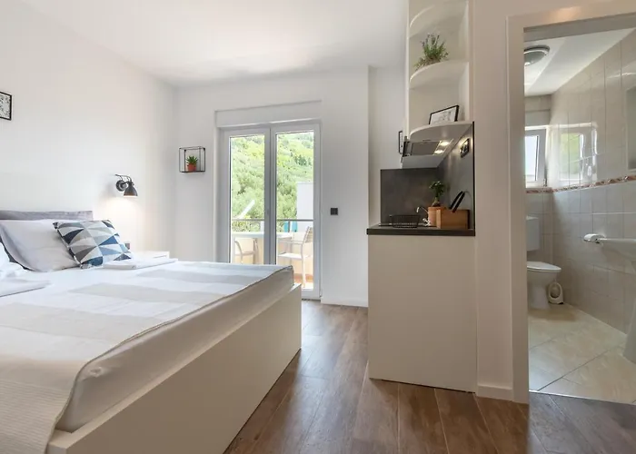 Apartman Maslina Krvavica