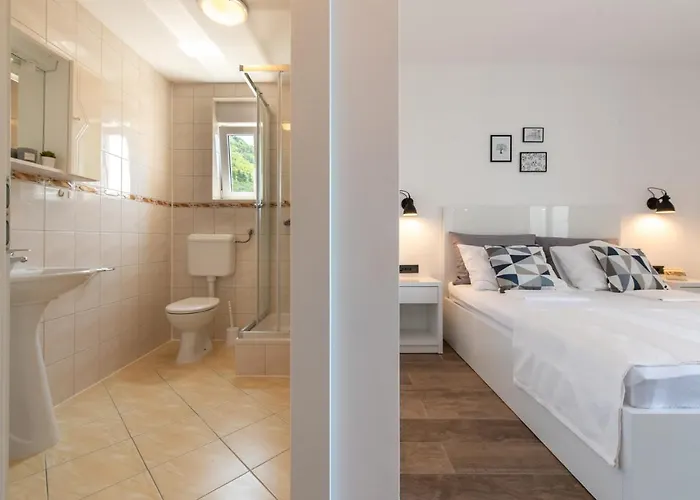 Maslina Apartman Krvavica
